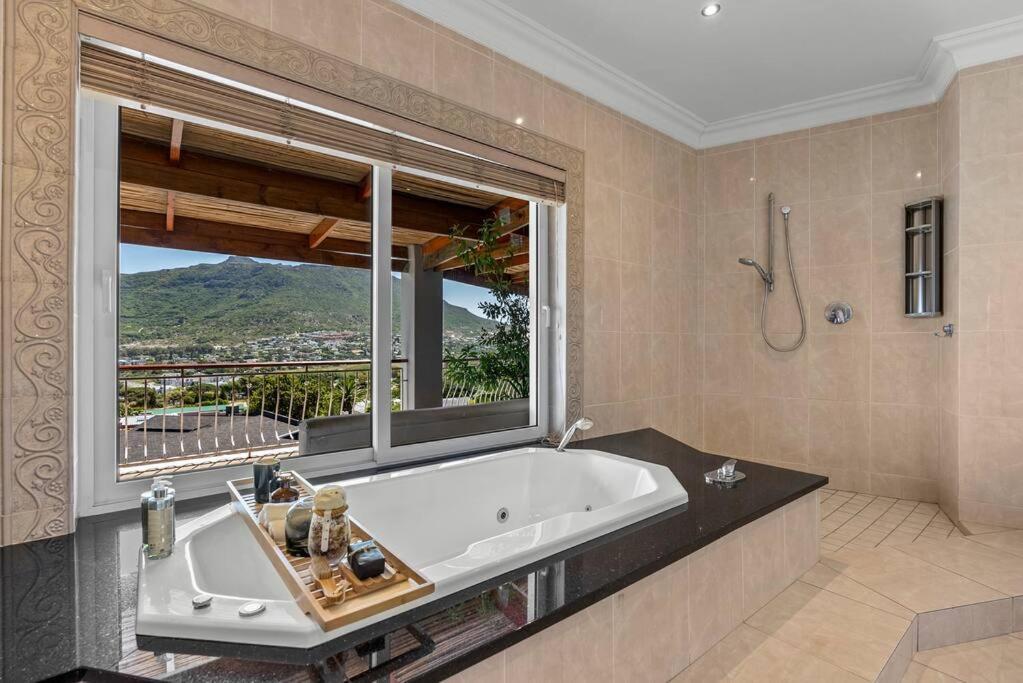 Sunsetviews Houtbay Holiday home Hout Bay